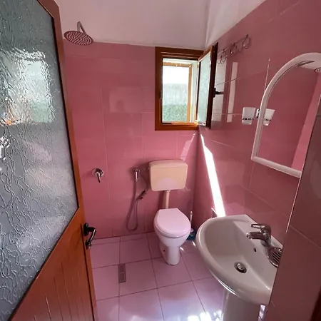 Πανσιόν Serena *