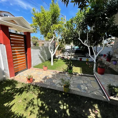 Serena بيت ضيافة *